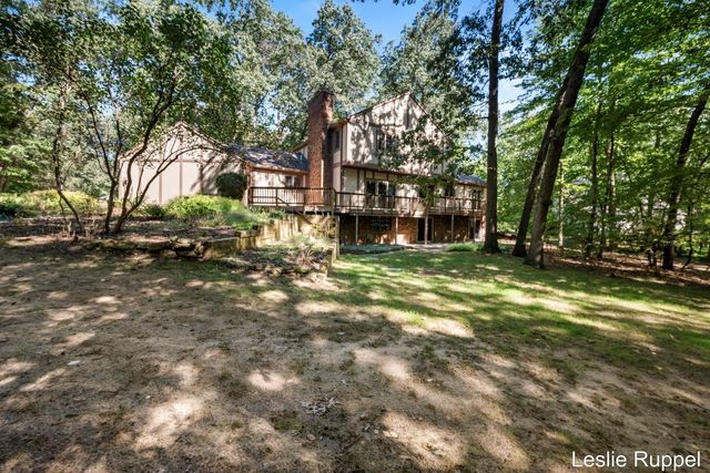 1700 Mont Rue Drive Se, Cascade Twp, MI 49546