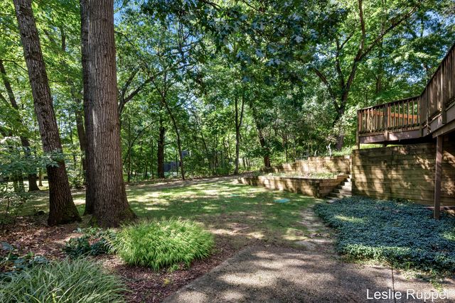 1700 Mont Rue Drive Se, Cascade Twp, MI 49546