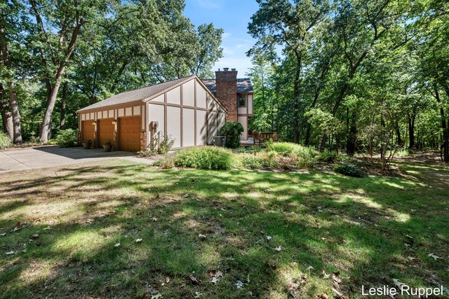 1700 Mont Rue Drive Se, Cascade Twp, MI 49546