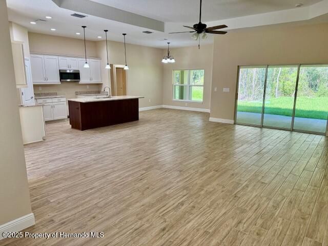 4 S Oak Village Boulevard, Homosassa, FL 34446