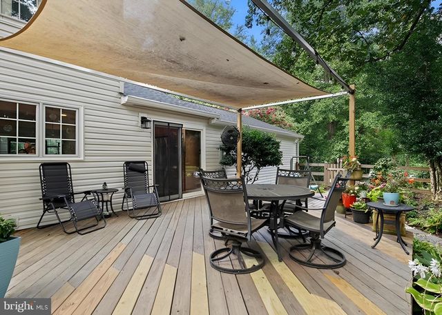 11713 AYRESHIRE RD, Oakton, VA 22124