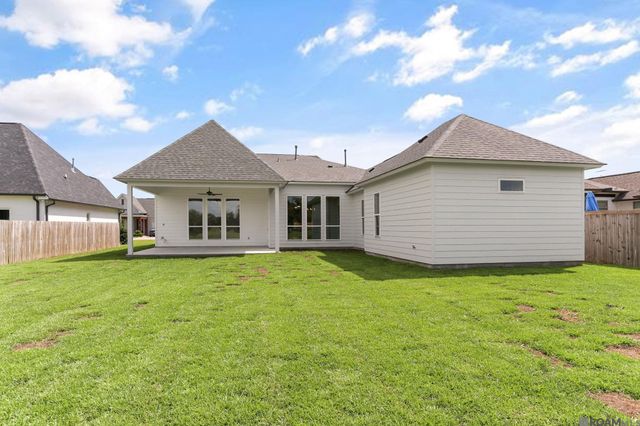 4421 Camargue Avenue, Baton Rouge, LA 70820