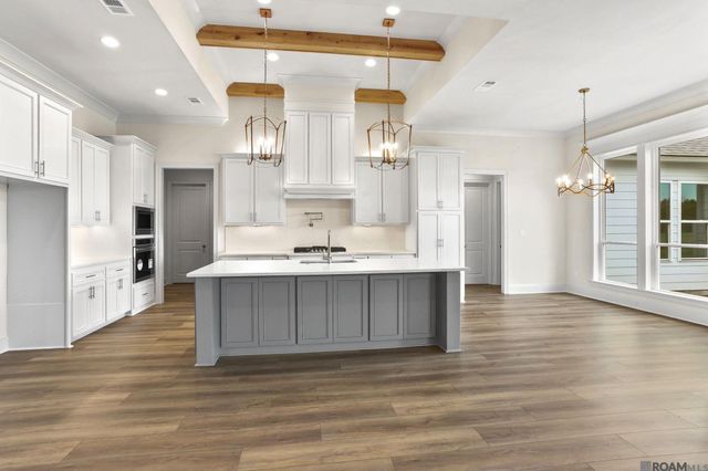 4421 Camargue Avenue, Baton Rouge, LA 70820