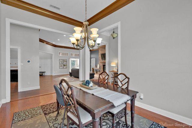 5526 Lake Side Drive, Bossier City, LA 71111