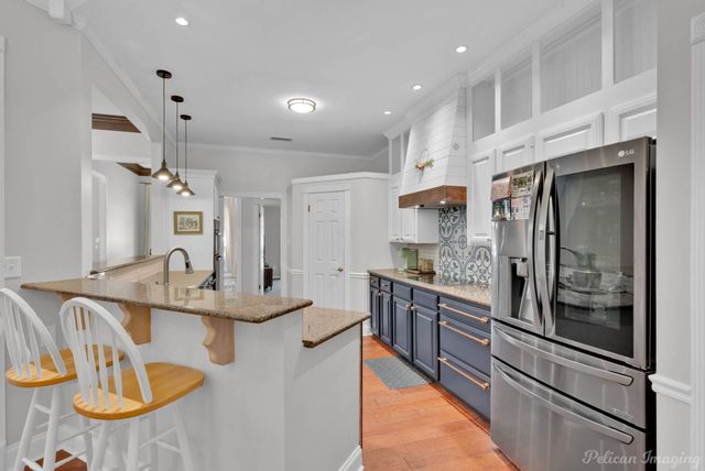 5526 Lake Side Drive, Bossier City, LA 71111