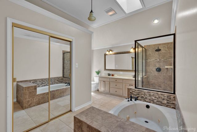 5526 Lake Side Drive, Bossier City, LA 71111