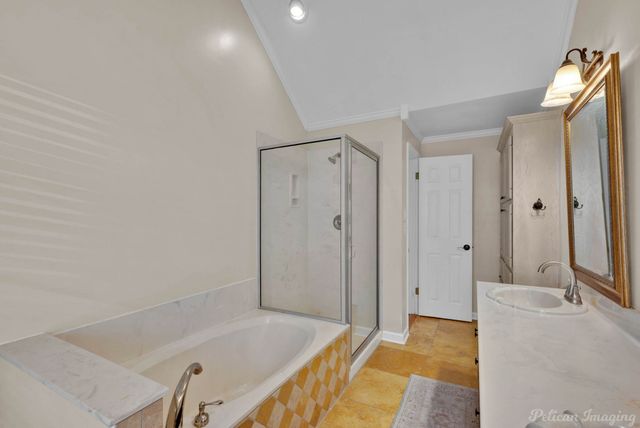 5526 Lake Side Drive, Bossier City, LA 71111