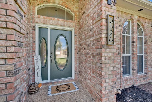5526 Lake Side Drive, Bossier City, LA 71111