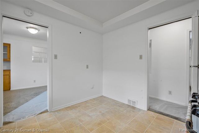 7602 Highview Street, Dearborn Heights, MI 48127