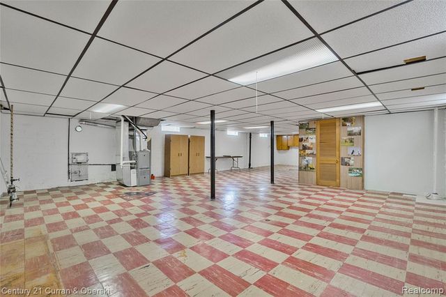 7602 Highview Street, Dearborn Heights, MI 48127