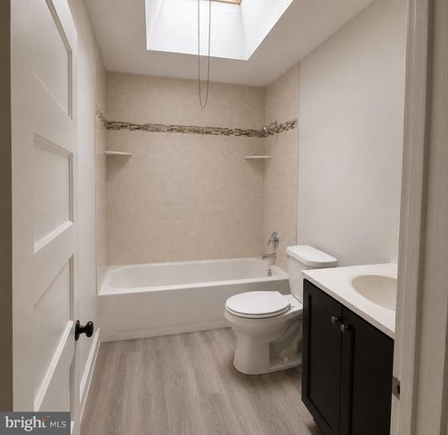 119 WHITELY TER, Darby, PA 19023