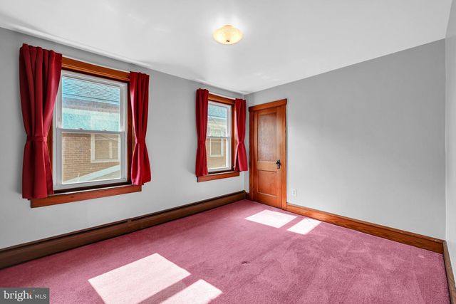 329 W PENN AVE, Robesonia, PA 19551