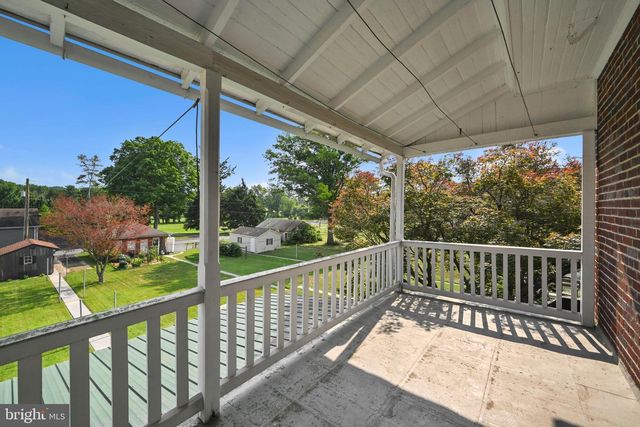 329 W PENN AVE, Robesonia, PA 19551