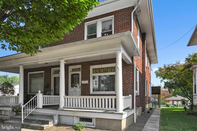329 W PENN AVE, Robesonia, PA 19551