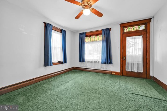 329 W PENN AVE, Robesonia, PA 19551