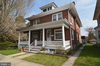 329 W PENN AVE, Robesonia, PA 19551