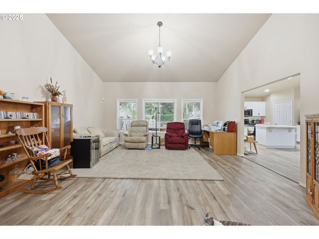 1411 Se 182ND Ave, Vancouver, WA 98683