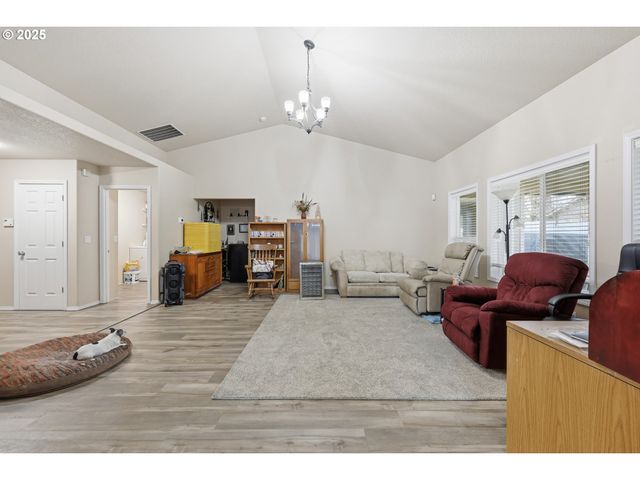 1411 Se 182ND Ave, Vancouver, WA 98683