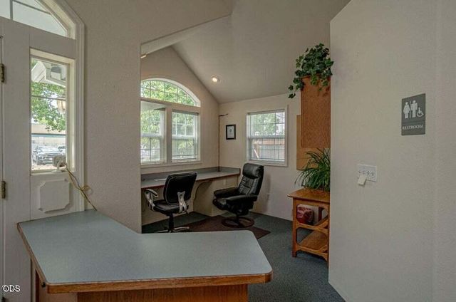 11 Tripp Street, Medford, OR 97504