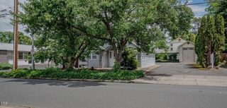 11 Tripp Street, Medford, OR 97504
