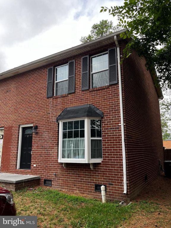 202 CARROLL DR, Stephens City, VA 22655