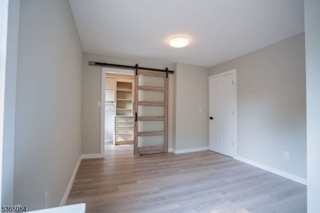 190 Alexander St, Newark City, NJ 07106