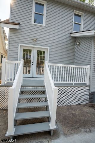 190 Alexander St, Newark City, NJ 07106