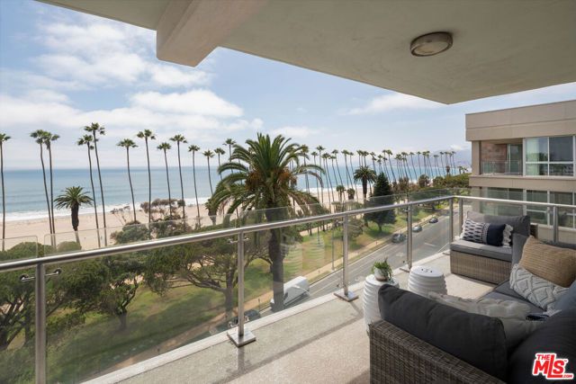 535 Ocean Avenue 8A, Santa Monica, CA 90402