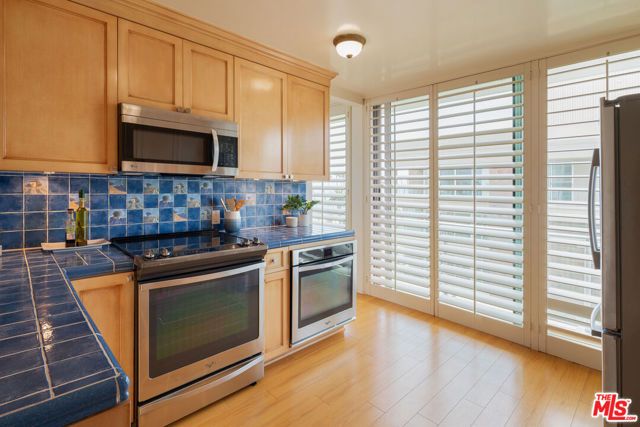 535 Ocean Avenue 8A, Santa Monica, CA 90402
