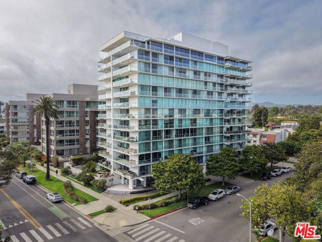 535 Ocean Avenue 8A, Santa Monica, CA 90402