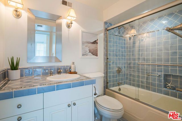 535 Ocean Avenue 8A, Santa Monica, CA 90402