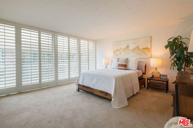 535 Ocean Avenue 8A, Santa Monica, CA 90402