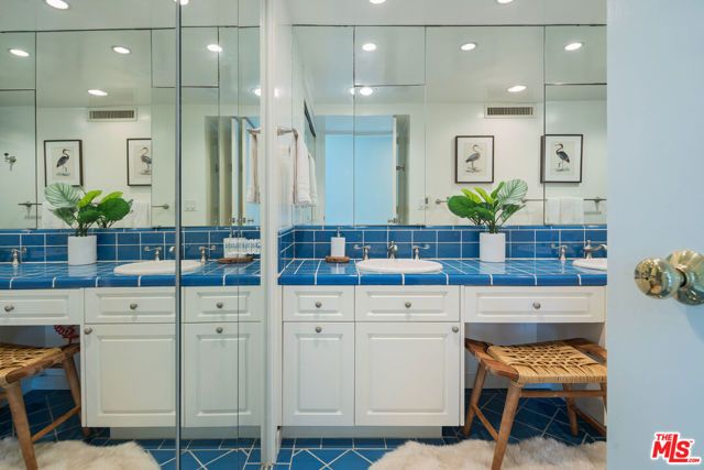 535 Ocean Avenue 8A, Santa Monica, CA 90402