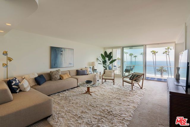 535 Ocean Avenue 8A, Santa Monica, CA 90402