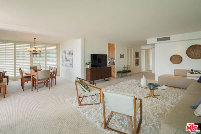 535 Ocean Avenue 8A, Santa Monica, CA 90402