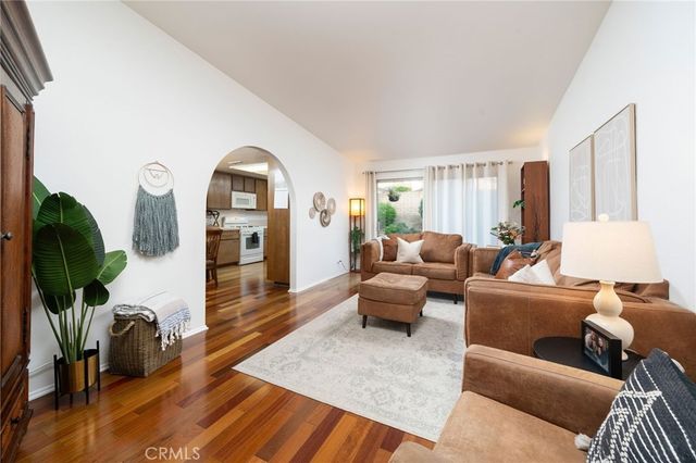 5022 N Burnaby, Covina, CA 91724