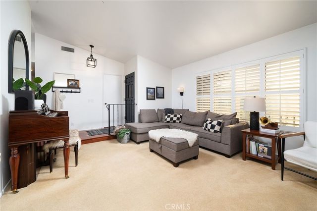 5022 N Burnaby, Covina, CA 91724