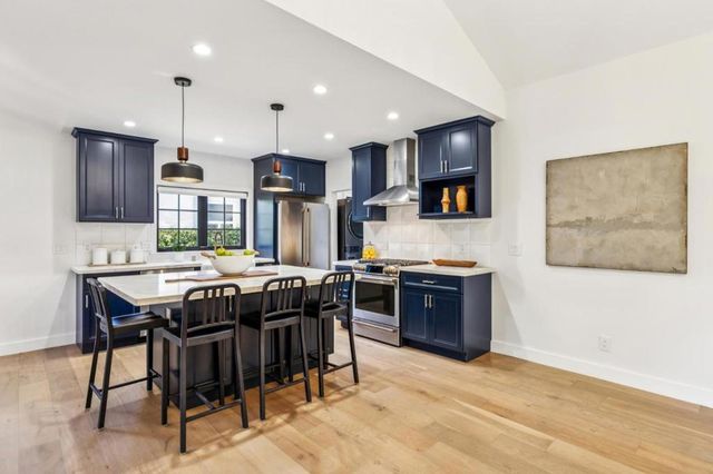 2030 Sand Hill Road, Menlo Park, CA 94025