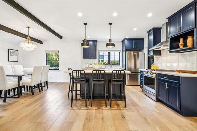 2030 Sand Hill Road, Menlo Park, CA 94025