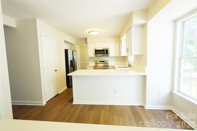 2000 Teresa Jill Drive, Charlotte, NC 28213