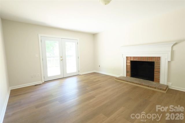 2000 Teresa Jill Drive, Charlotte, NC 28213