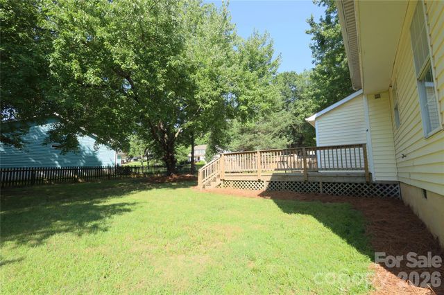 2000 Teresa Jill Drive, Charlotte, NC 28213