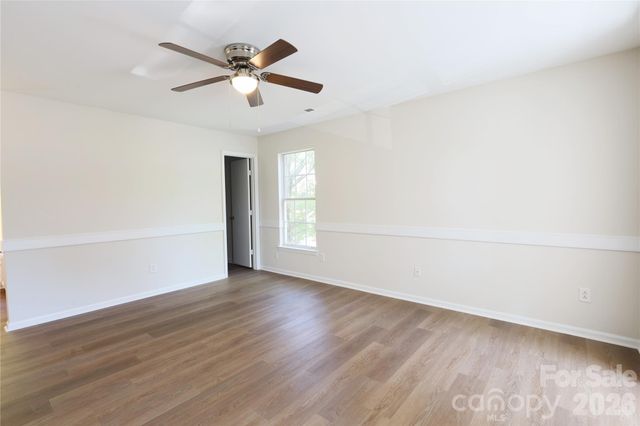 2000 Teresa Jill Drive, Charlotte, NC 28213