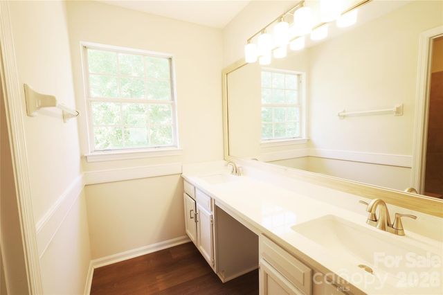 2000 Teresa Jill Drive, Charlotte, NC 28213