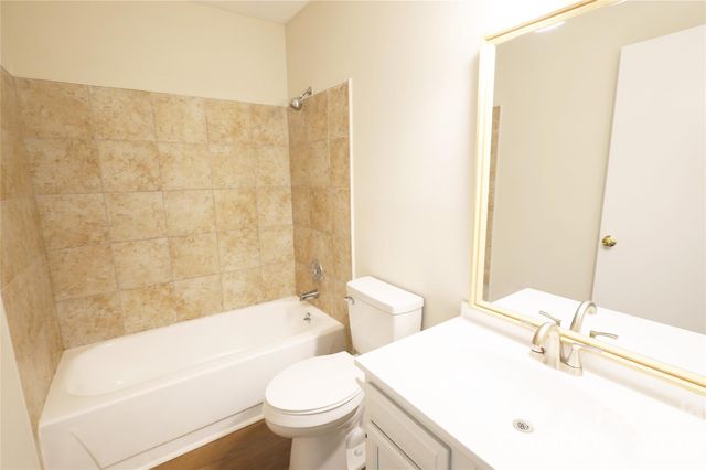 2000 Teresa Jill Drive, Charlotte, NC 28213