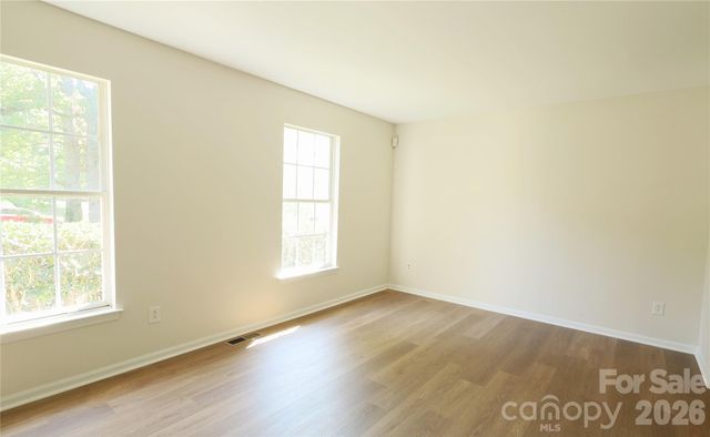 2000 Teresa Jill Drive, Charlotte, NC 28213