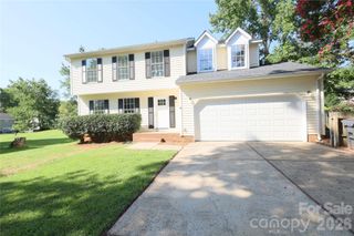 2000 Teresa Jill Drive, Charlotte, NC 28213