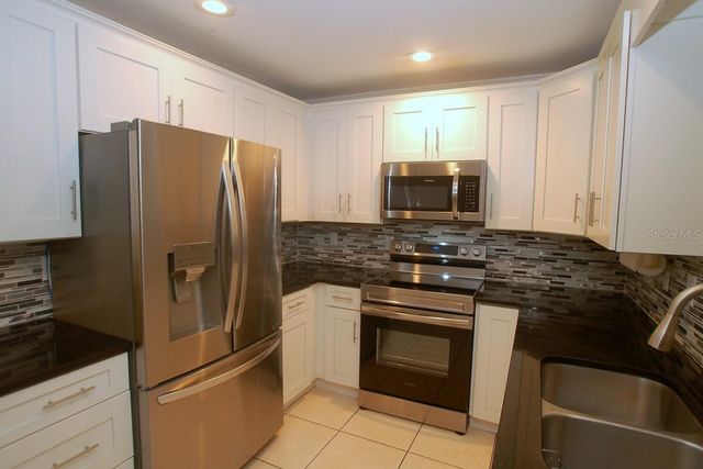 468 LIMEWOOD AVENUE, Dunedin, FL 34698