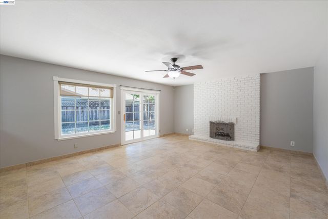 6735 Stephan Ct, Gilroy, CA 95020