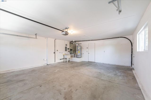 6735 Stephan Ct, Gilroy, CA 95020